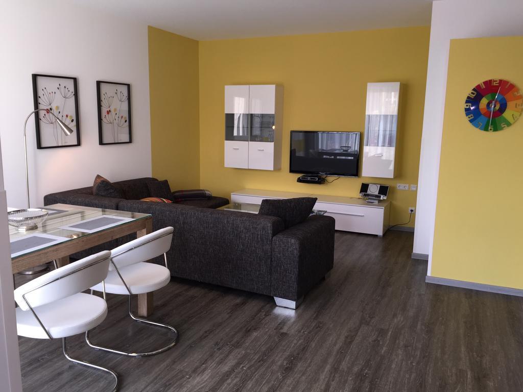Kleeblatthaus Putbus Ruegen Apartment Luaran gambar