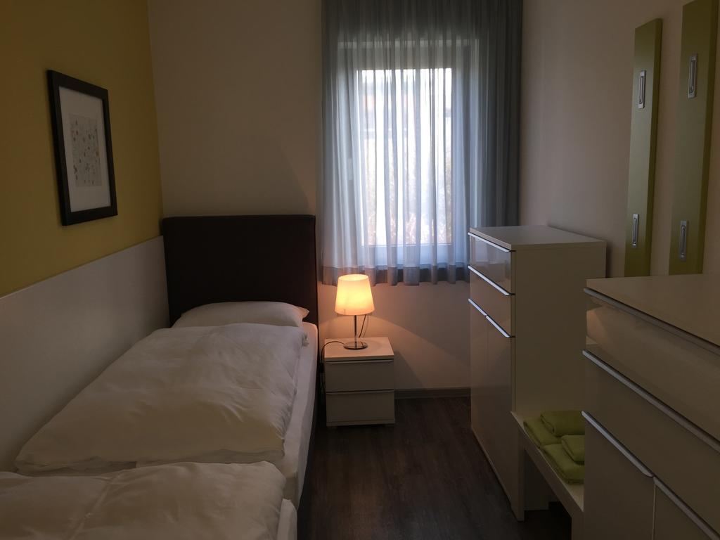 Kleeblatthaus Putbus Ruegen Apartment Luaran gambar