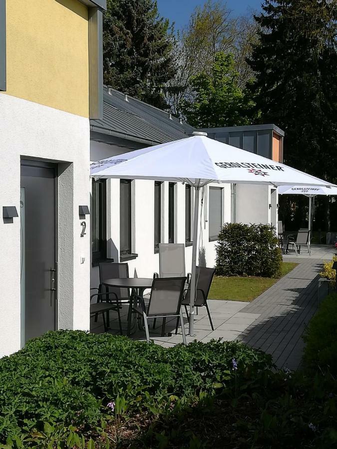 Kleeblatthaus Putbus Ruegen Apartment Luaran gambar